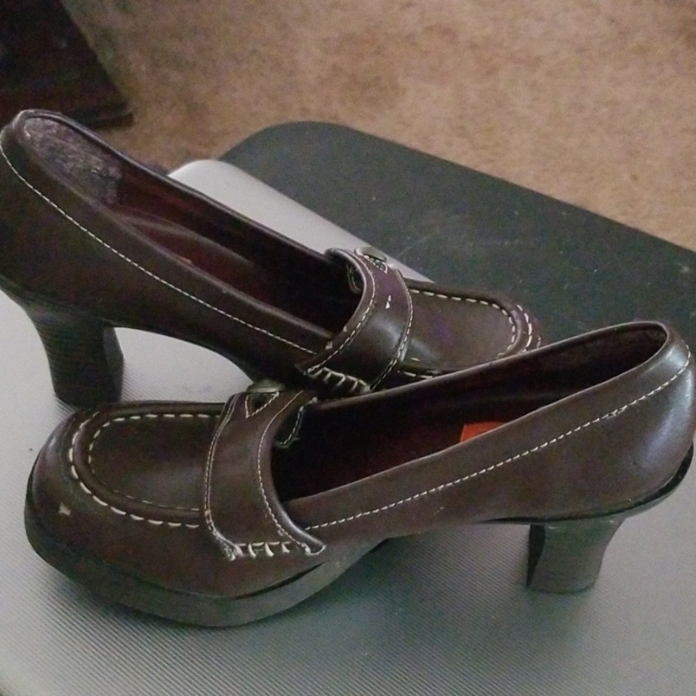 Lady's Shoes